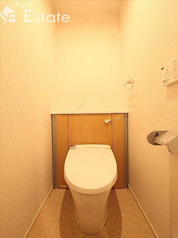 シャワー付きトイレ