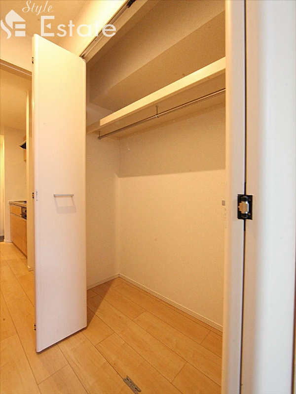 クローゼットあります