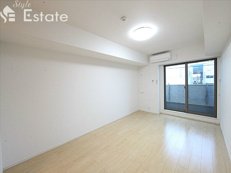 洋室 室内干しついてます