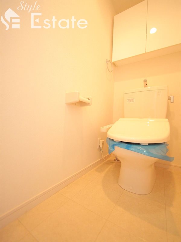 温水洗浄便座付シャワートイレ