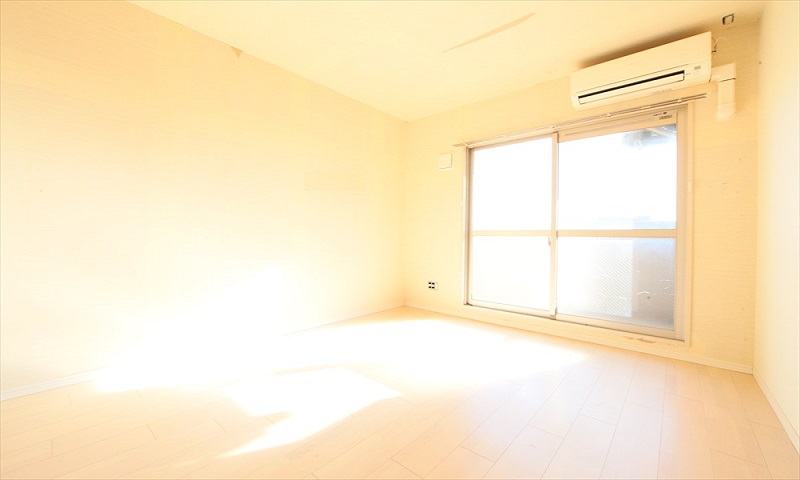 洋室7.3帖エアコン付