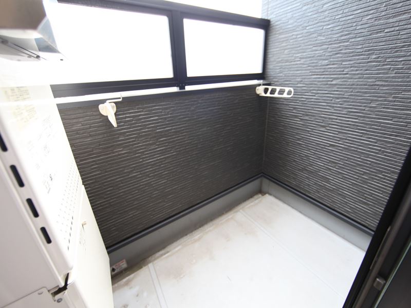 バルコニー(防犯シャッター付)