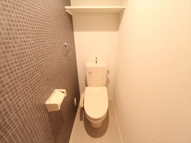 温水洗浄便座付トイレ