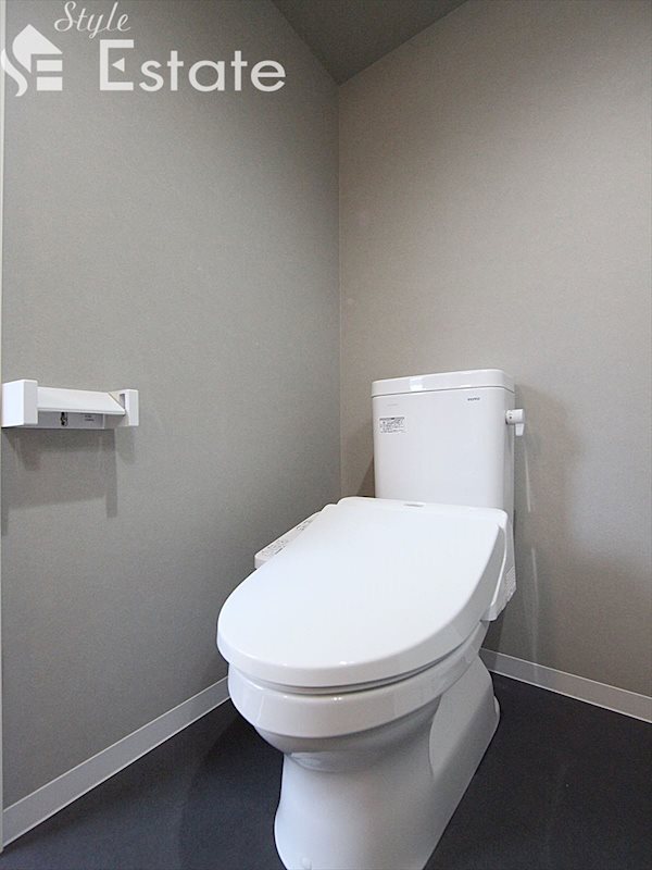 温水洗浄便座付トイレ