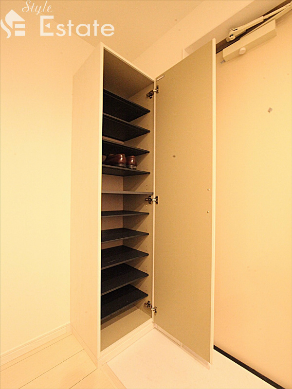 シューズボックス