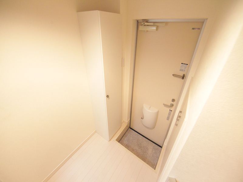 同タイプイメージ画像 玄関 シューズボックス付き