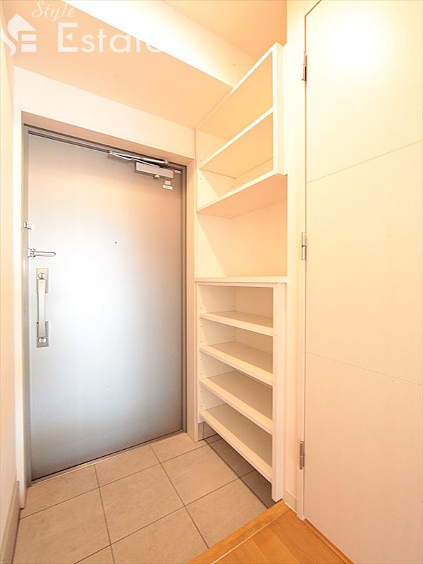 シューズボックス