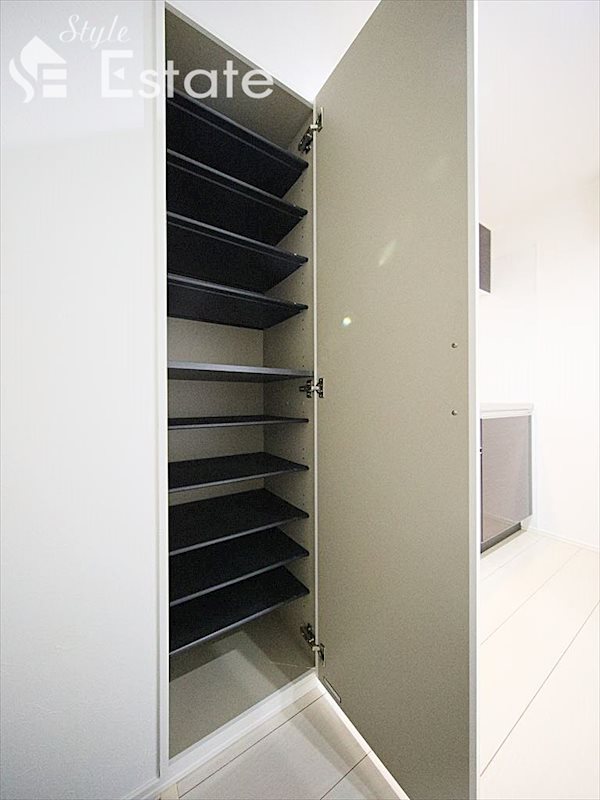 シューズボックス