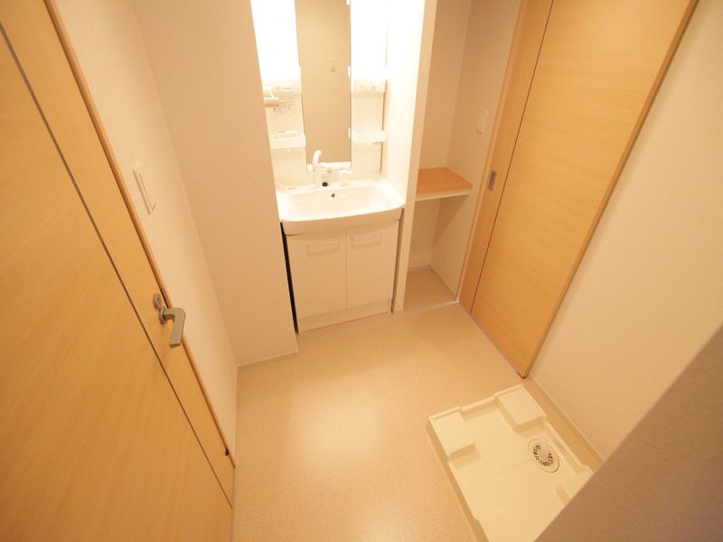 脱衣場・シャンプードレッサー