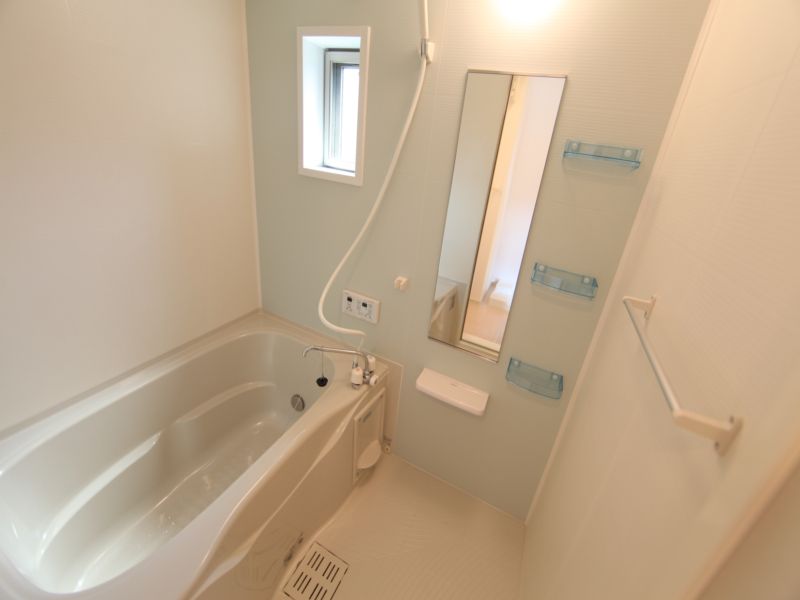 追炊き機能付きバスルーム 浴室暖房乾燥機能付き 同型モデルルーム