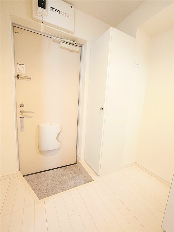 綺麗なフローリング玄関