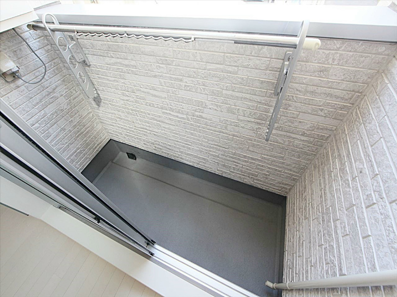 バルコニー 洗濯物干し