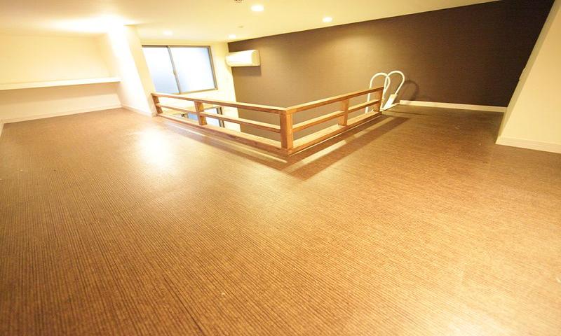 ロフト6.3帖(収納としても使えます)