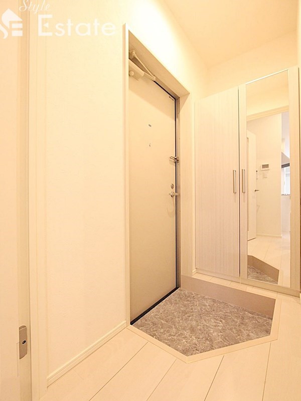 玄関 シューズボックス付