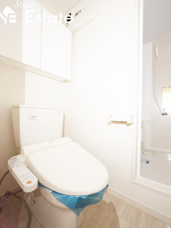 温水洗浄便座付シャワートイレ