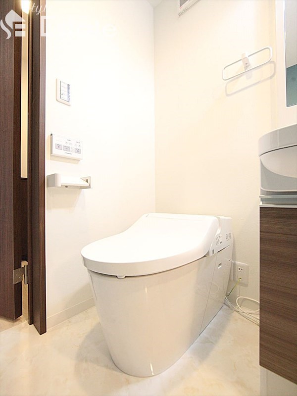 トイレ 温水洗浄暖房便座