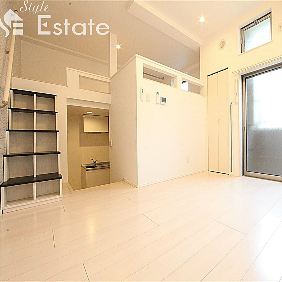 ロイヤルクレスト天塚町