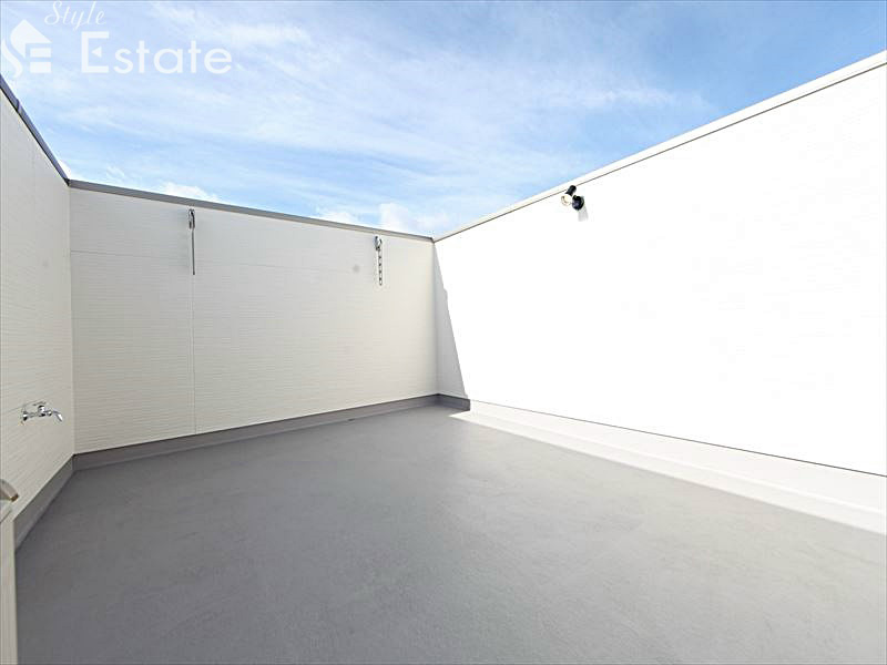 ルーフバルコニー