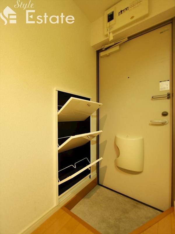 シューズボックス