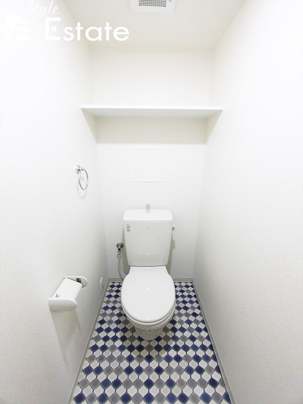 トイレ 同仕様内装