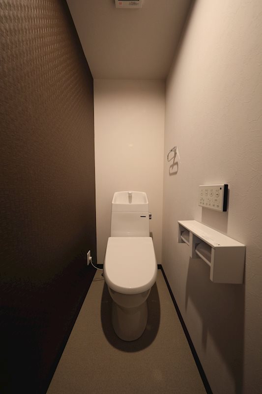 温水洗浄便座付トイレ