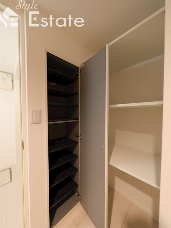 シューズボックス