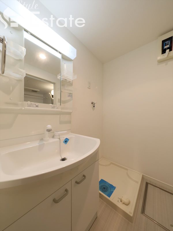 独立洗面台★シャンプードレッサー付