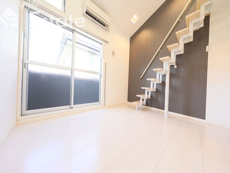 洋室★クローゼット付★エアコン付