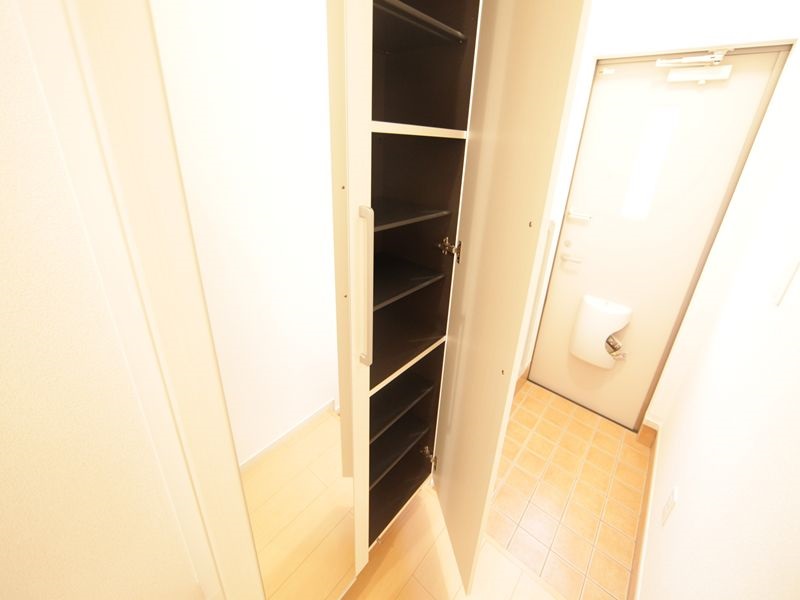 シューズボックス