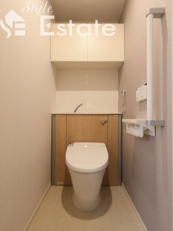 温水洗浄便座付シャワートイレ