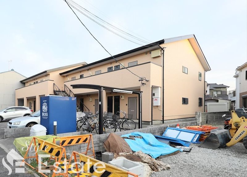 クレスト参番館