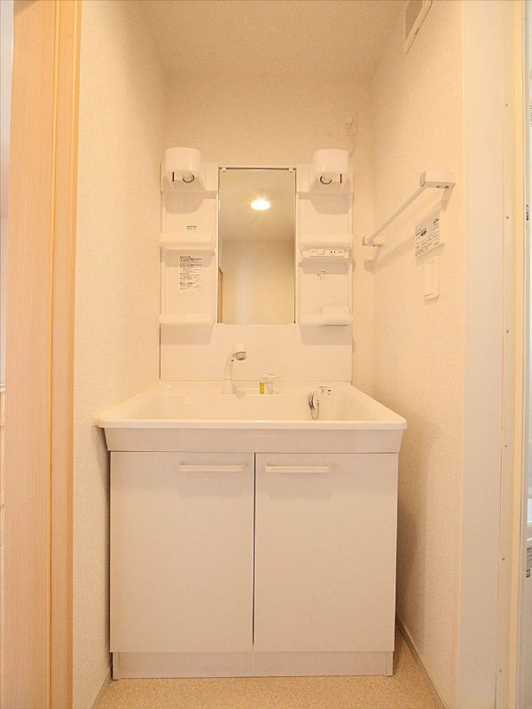 脱衣所 洗面台(シャンプードレッサー付)