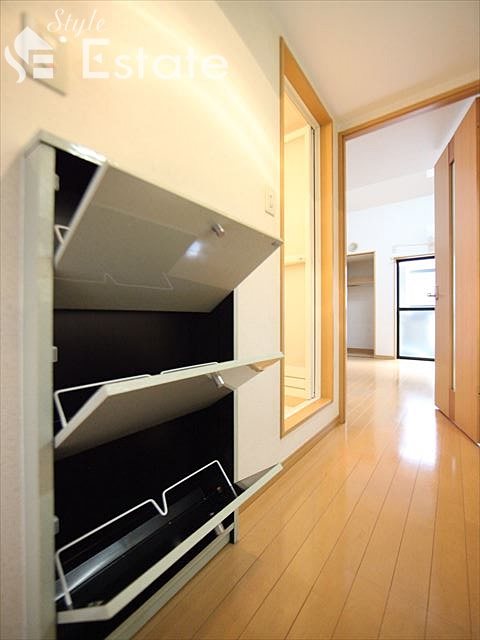 シューズボックス