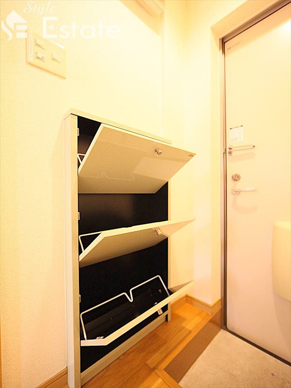 シューズボックス