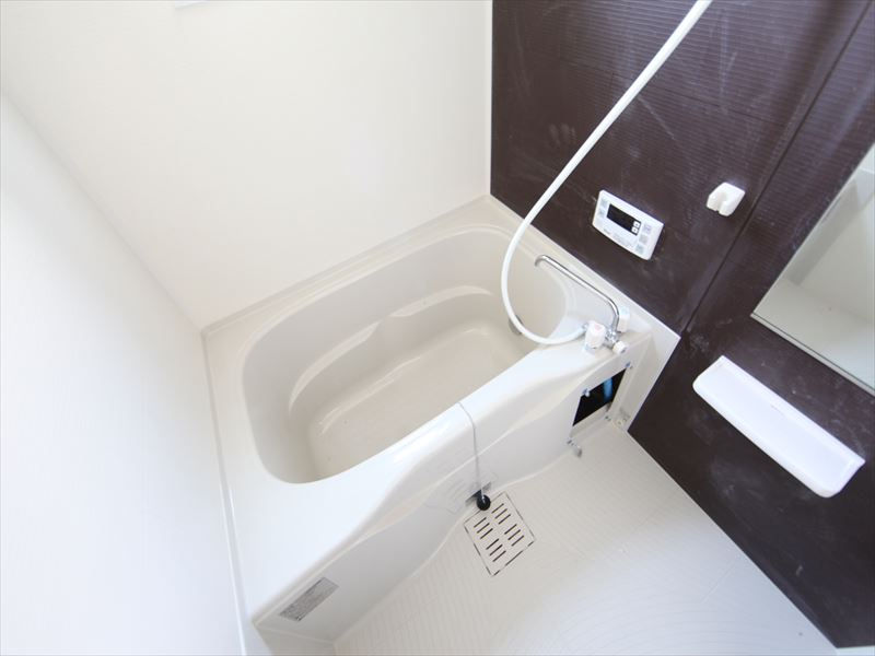 バスルーム(追焚き機能付き)