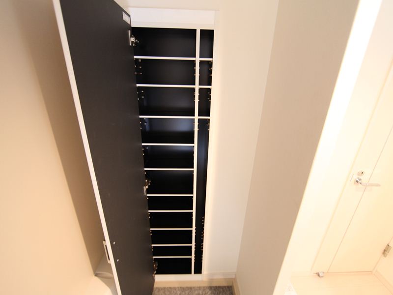 シューズボックス