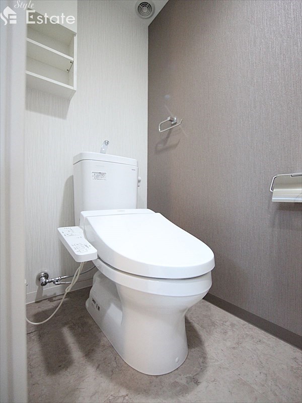 シャワー付トイレ