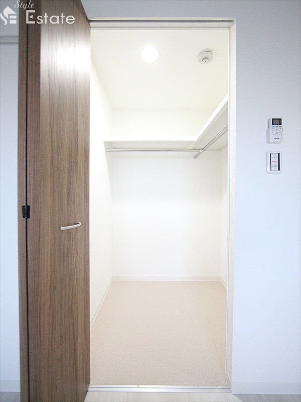 ウォークインクローゼット