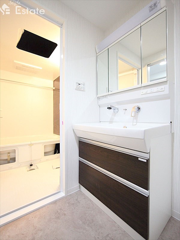 シャンプードレッサー