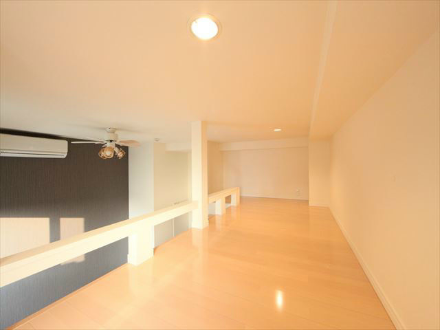 洋室6帖 ロフト5.3帖