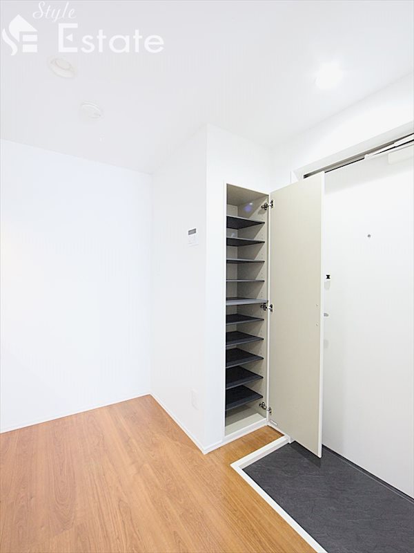 シューズボックス