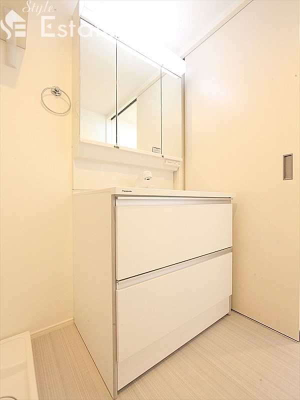 洗面所 洗髪洗面化粧台 同仕様内装