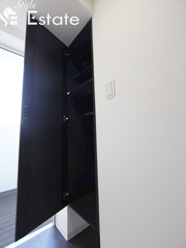 シューズボックス