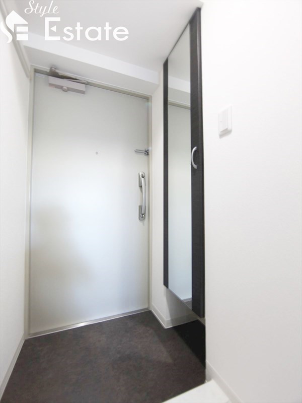 玄関スペース シューズボックスあり