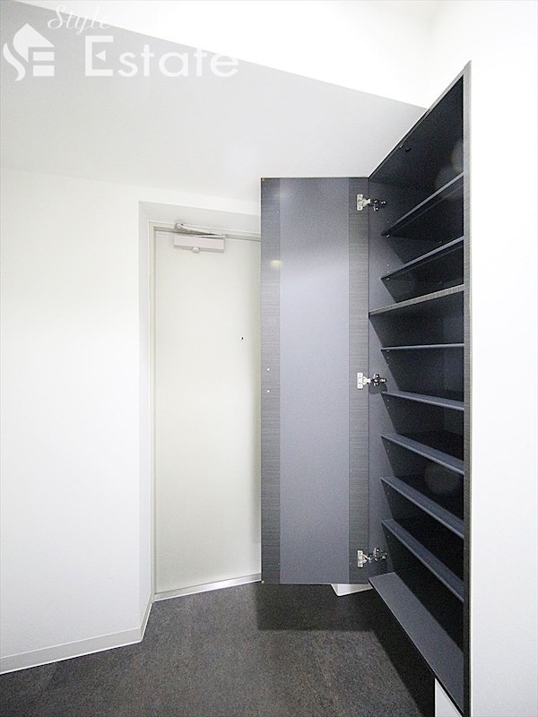 シューズボックス