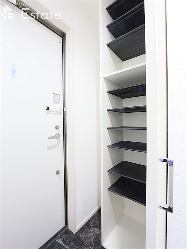 シューズボックス