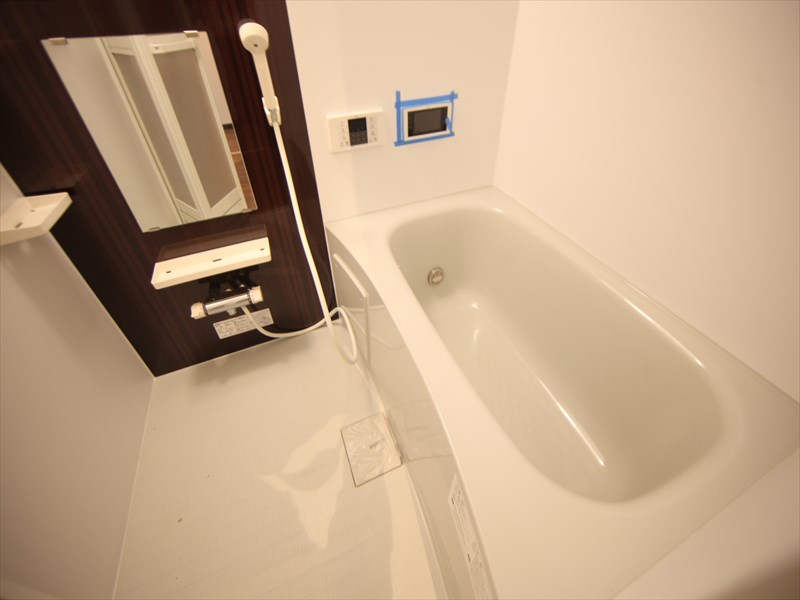 浴室テレビ・追い焚きのついたバスルーム