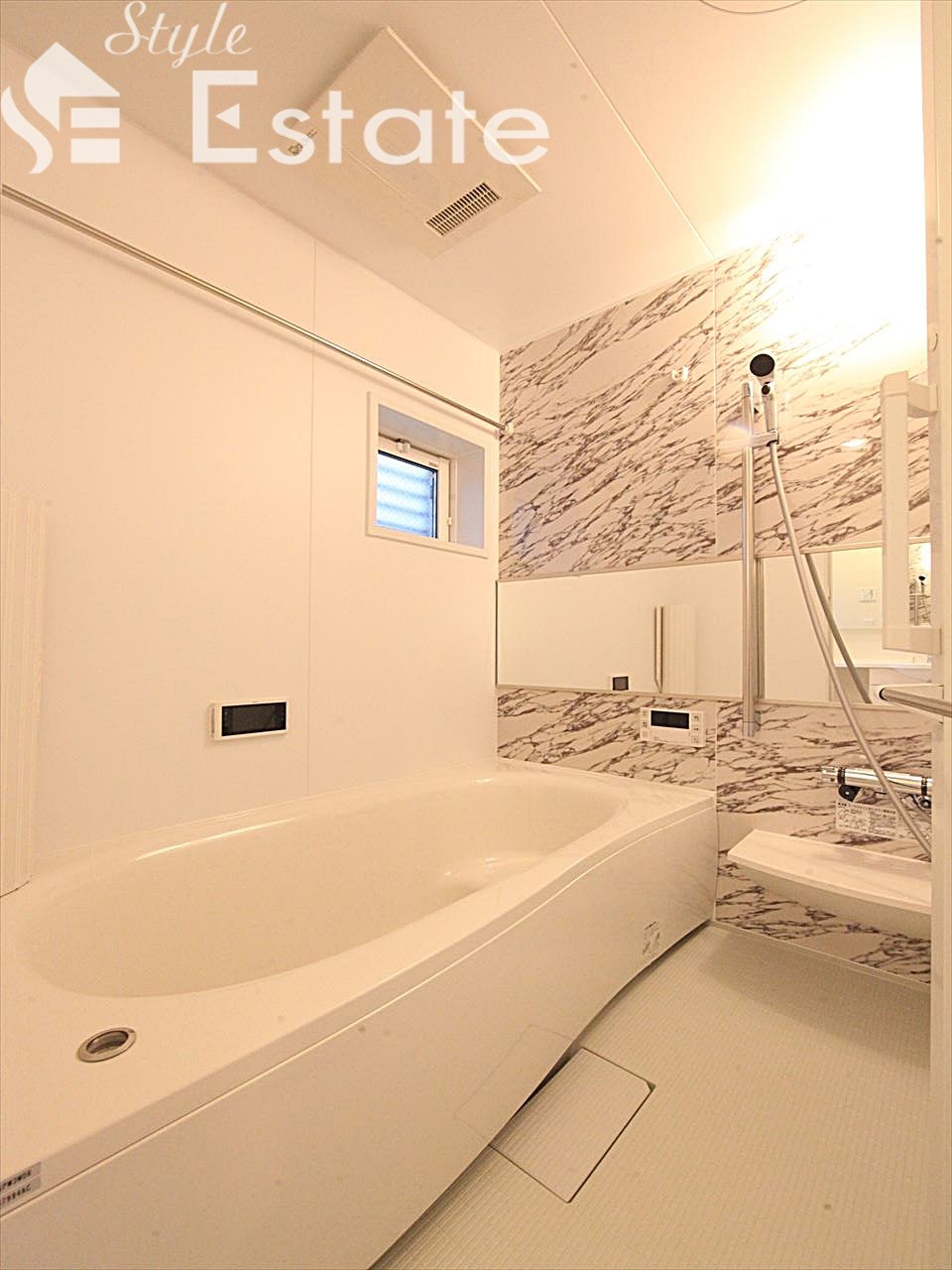 バスルーム 同仕様内装写真