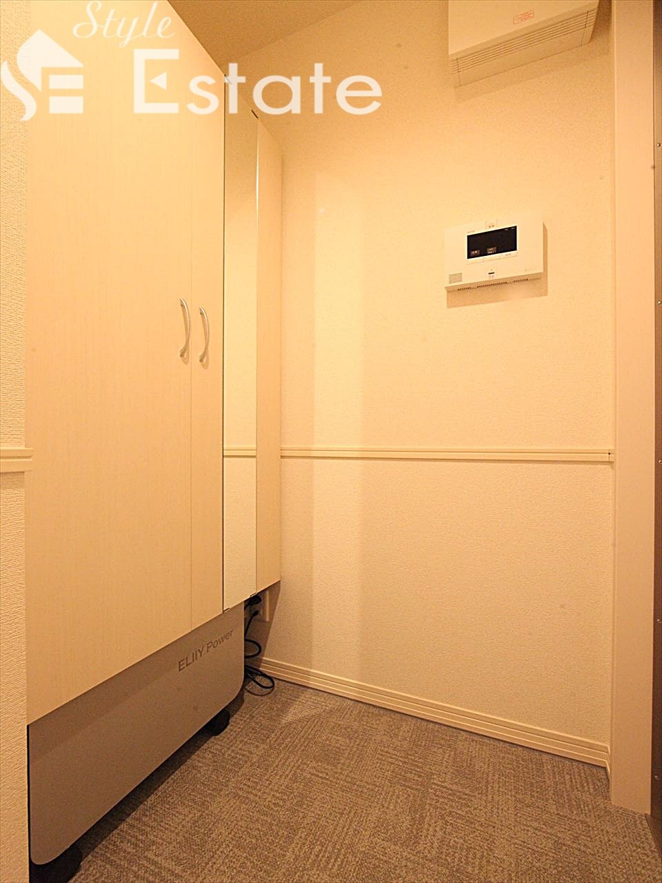 玄関 同仕様内装写真