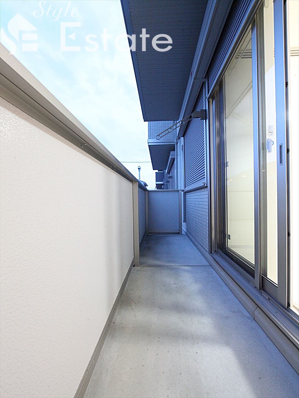 ベランダ(1階はテラス) 同仕様内装写真